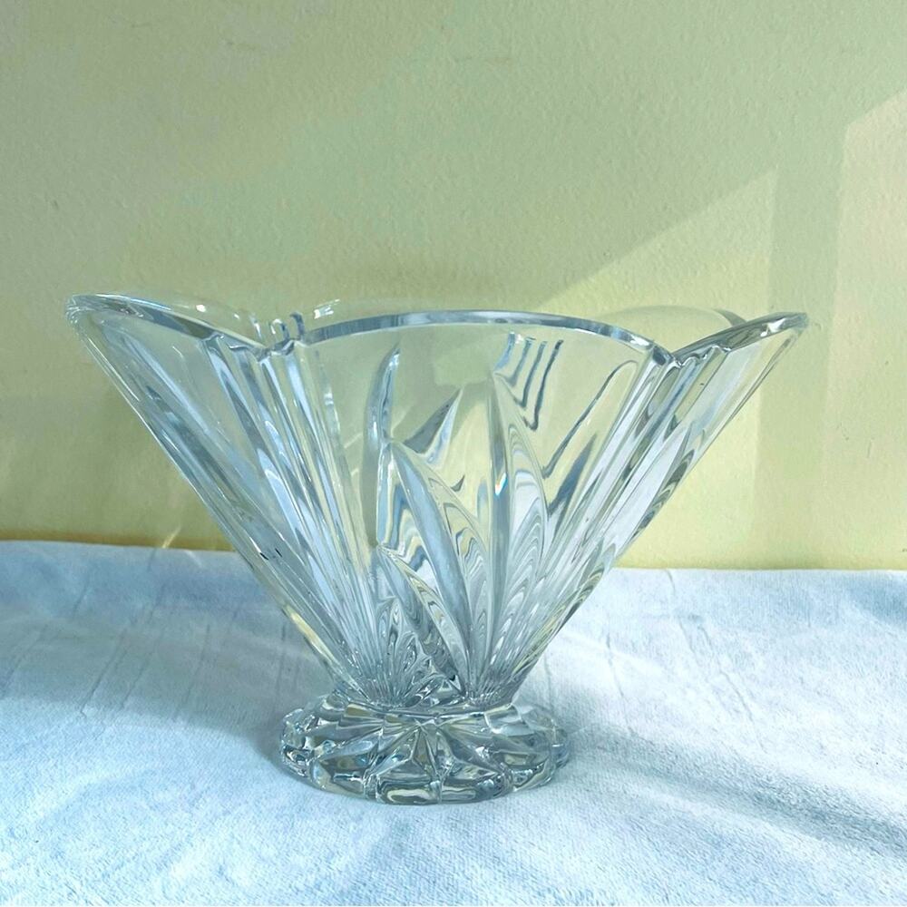 Bowl Vintage Marquis by Waterford Crystal Footed Centerpiece Scalloped Edge Rim